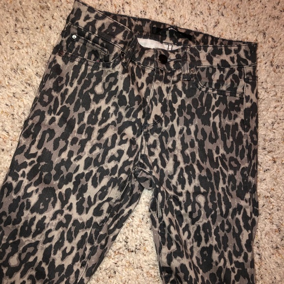 Else Leopard Print Skinny Jeans - Picture 7 of 7